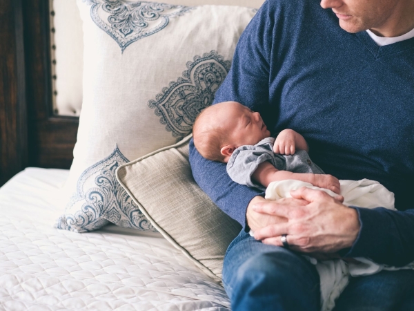 La réforme de la durée du congé de paternité et d’accueil de l’enfant