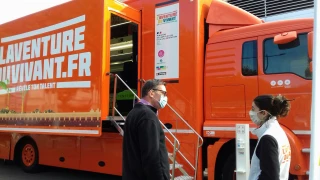 Le camion de « L’aventure du vivant » a fait étape à Romans