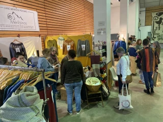 Avec la laine, ces éleveurs investissent l’artisanat