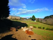 Des vaches highlands, nouveau souffle de l’abbaye
