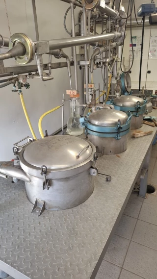 À Nyons, une micro-distillerie pour expérimenter