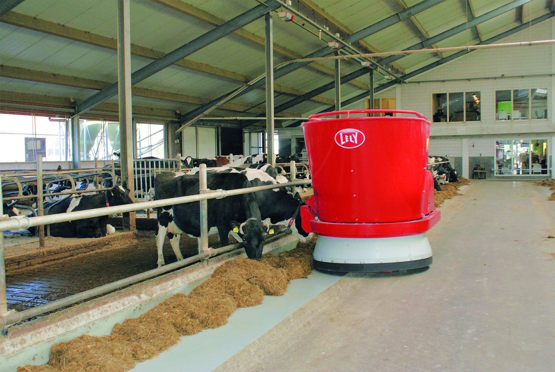 Bovins lait : la robotisation de l’alimentation, la solution ultime ?