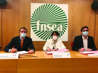 Une charte pour encadrer le photovoltaïque