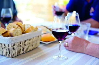Les ventes de vin pénalisées  par la fermeture des restaurants