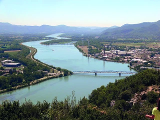 40 millions de m³ d’eau manquent déjà en été  en Rhône-Alpes