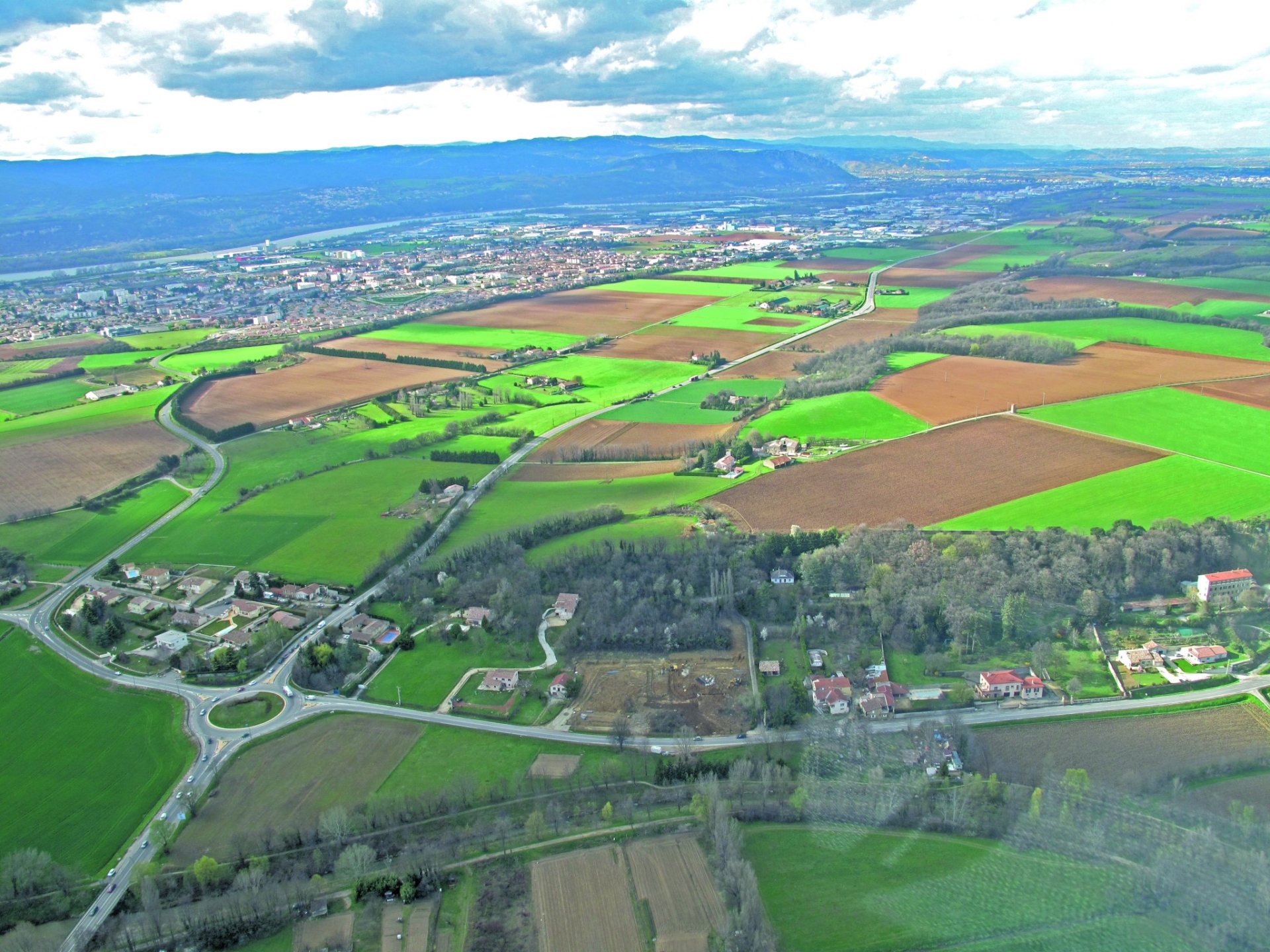 Gestion durable du foncier : la Drôme trace sa feuille de route