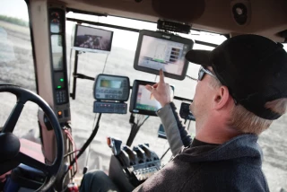 Le numérique entre dans les exploitations par nécessité