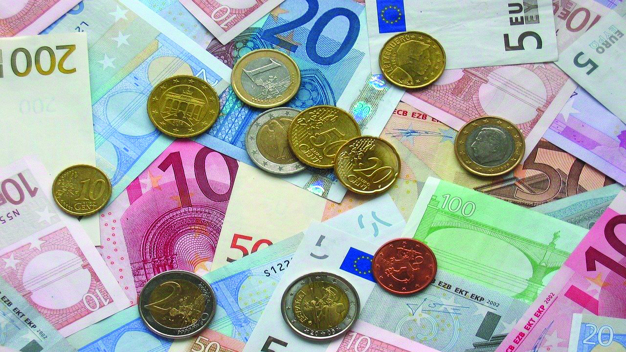 Nicolas Barbaroux : « L’euro a aidé à créer un sentiment d’appartenance européen »