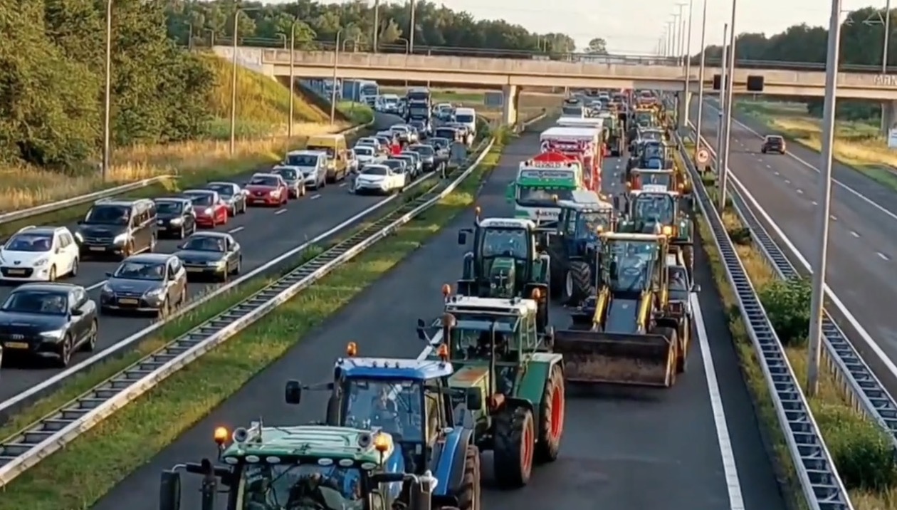 La colère des agriculteurs néerlandais ne faiblit pas