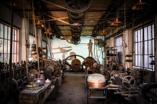 Visite immersive dans les ateliers de la Cuivrerie de Cerdon