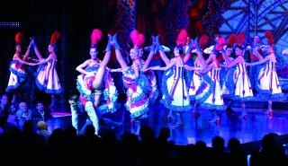 Dans les froufrous du French cancan