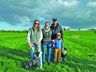 Au Gaec des Forestiers, élevages bovin, ovin, équin et canin en famille