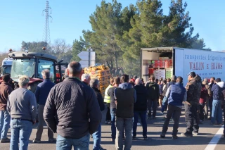Manifestation à Montélimar-Sud : barrage filtrant pour contrôler des camions