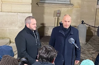 Matignon cherche des mesures de « sortie de crise »