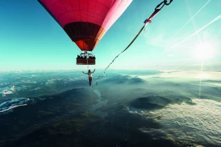À 28 ans, Julien Roux défie la gravité à plus de 4 200 mètres d’altitude