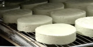 Fromages : 40 lots rappelés, « possible contamination » à Listeria