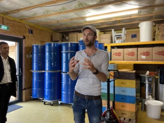 Drôme d’abeille, l’apiculture au cœur de l’écosite d’Eurre 