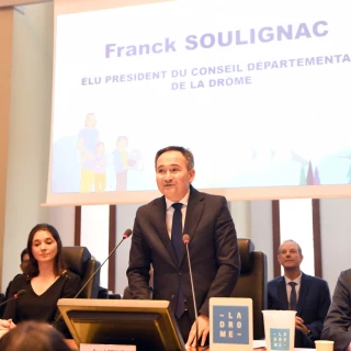 Franck Soulignac élu à la présidence du conseil départemental de la Drôme 