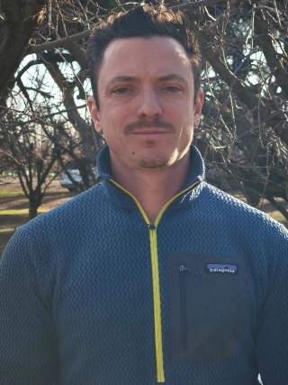 Alexi Bois prend la présidence de l’AOP Pêches et Abricots de France