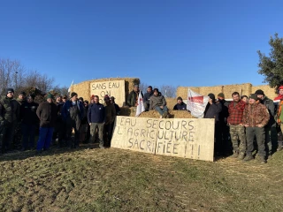 Les agriculteurs drômois mobilisés pour « une durée indéterminée »